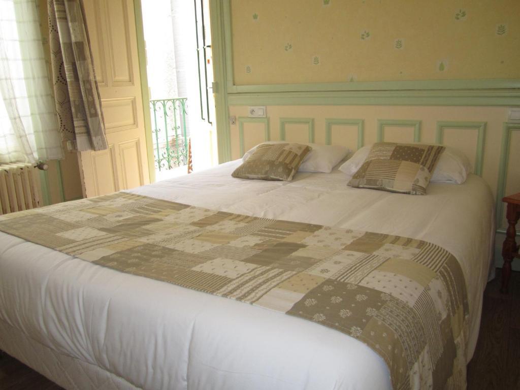 Hotel Arlequin Troyes Bilik gambar